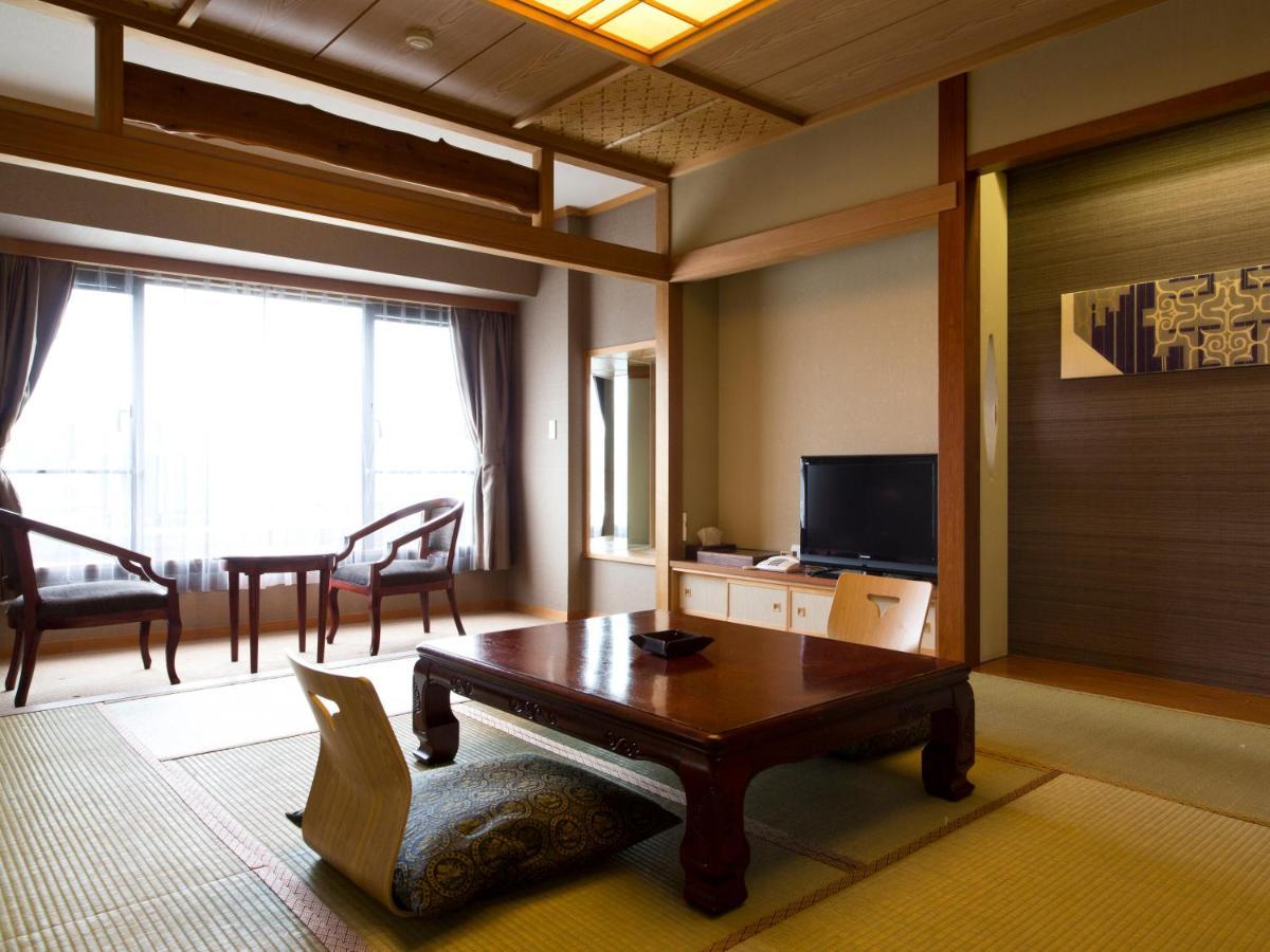 Akan Tsuruga Wings Ryokan Akankohan